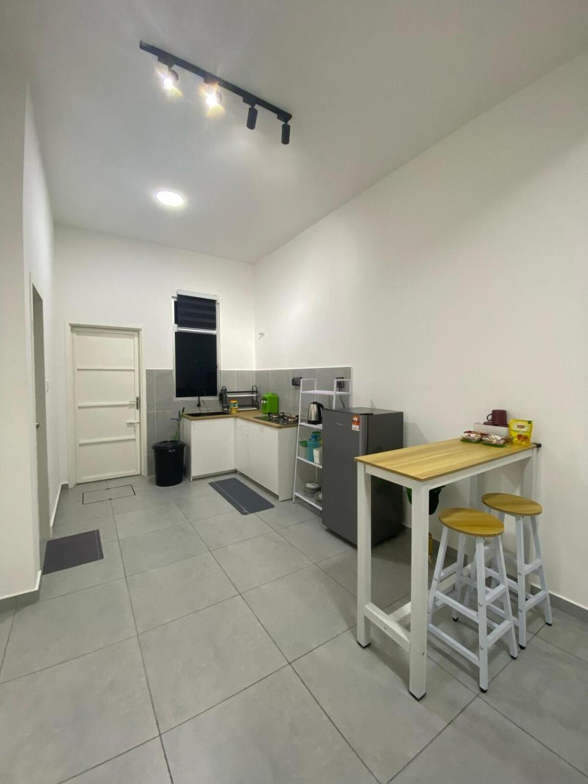 Lekiu Homestay - 5Mins To Klebang Beach 말라카 외부 사진
