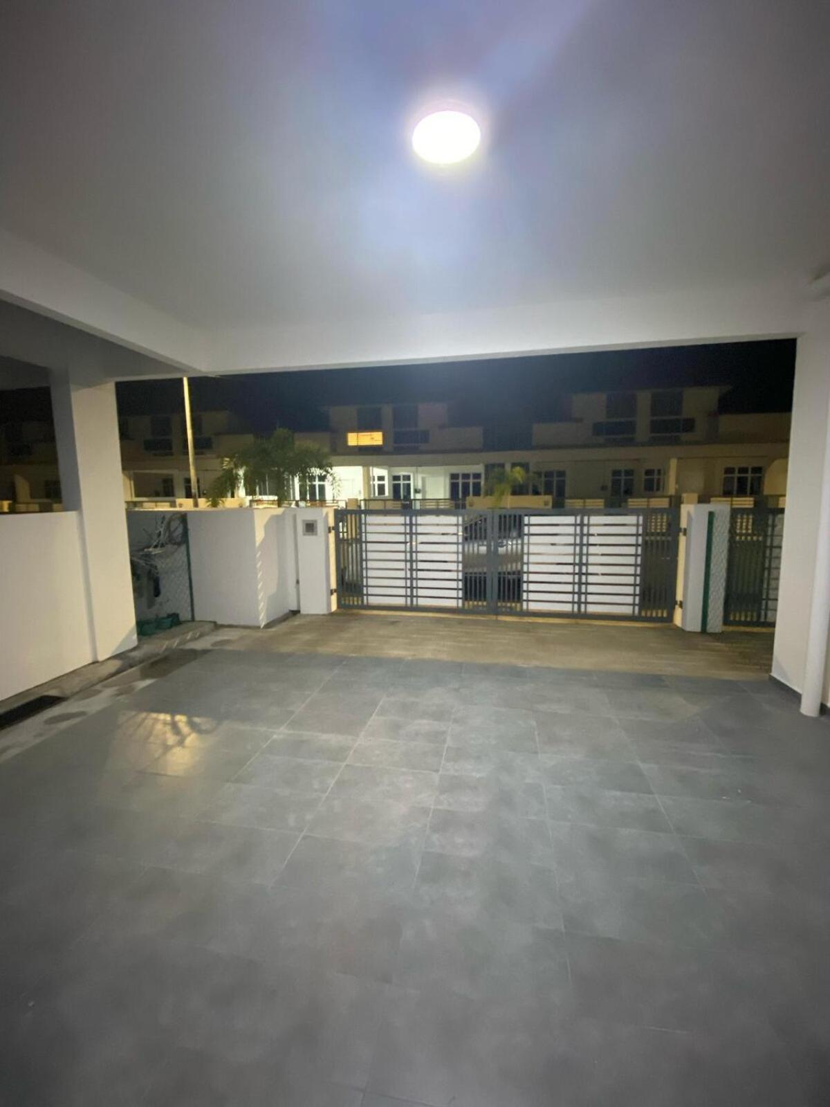 Lekiu Homestay - 5Mins To Klebang Beach 말라카 외부 사진